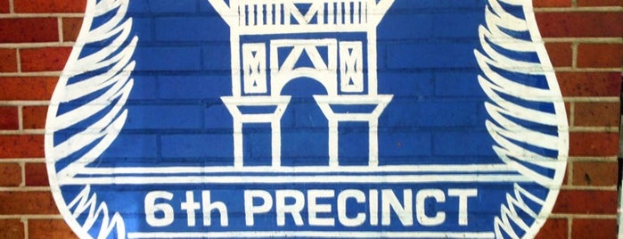 NYPD - 6th Precinct is one of สถานที่ที่ John ถูกใจ.