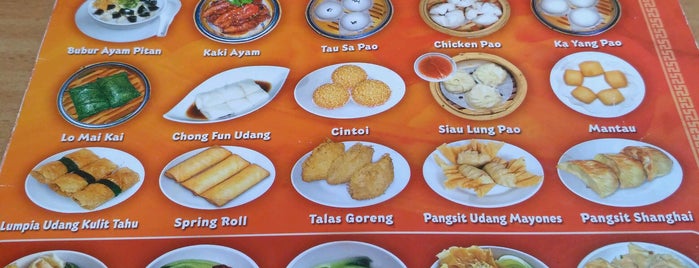 Hongkong Dimsum is one of Lugares favoritos de mika.