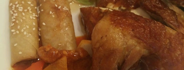 The Classic Savory Chicken is one of Kimmie's Saved Places.