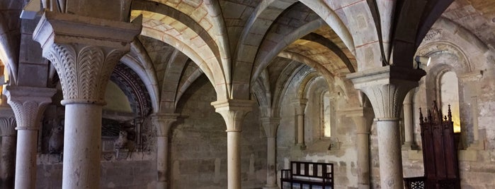 Monasterio de Veruela is one of De Tapeo con los Becquer.