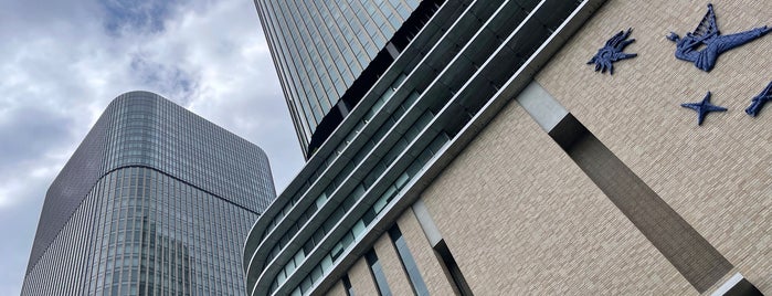 Nakanoshima Festival Tower is one of Orte, die Rickard gefallen.