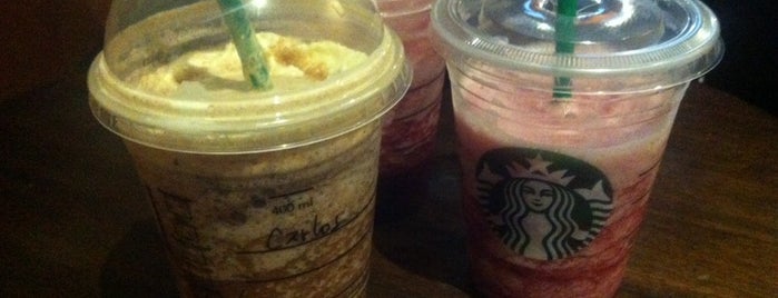 Starbucks is one of Hora del Té..