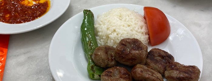 Vefalı Köfteci Bornova is one of İZMİR EATING AND DRINKING GUIDE.