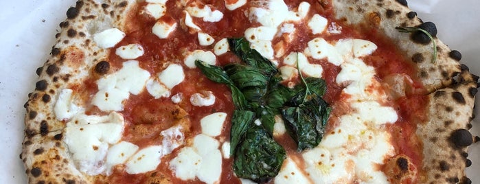 Ava Neapolitan Pizza is one of Posti che sono piaciuti a Christian.