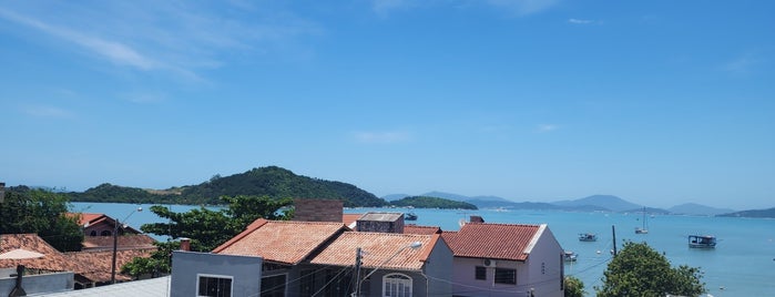 Fazenda da Armação is one of Bombinhas.