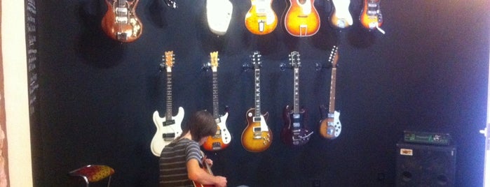 Headbanger rare guitars is one of TLC Madrid - to-do-list.