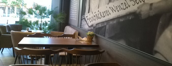 Feinbäckerei Wenzel is one of Kajo 님이 좋아한 장소.