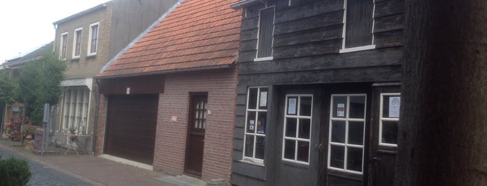 Herberg De Natte Pij is one of Slaapplaatsen in Groede.