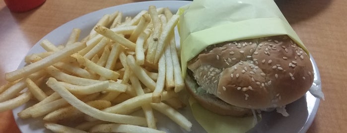 All Star Burger is one of Lugares favoritos de Richard.