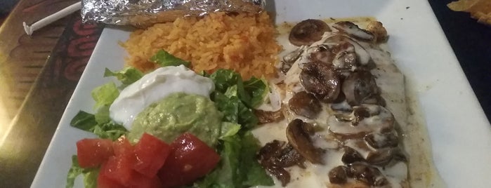 El Sol Azteca Bar & Grill is one of Food Critic!.