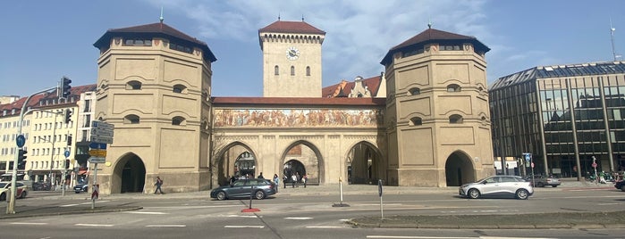 Isartorplatz is one of Münchner Plätze.