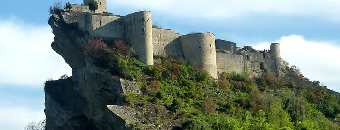 Castello Roccascalegna is one of Parco Nazionale della Majella.