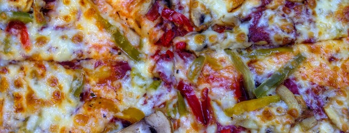 Pizza Storia is one of Locais salvos de Firat.