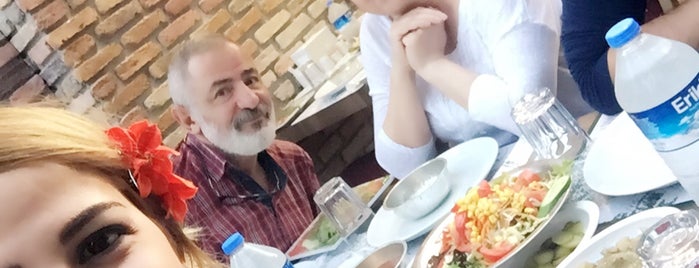 Urfa Anzelha Sofrası is one of Lieux qui ont plu à 👫iki DeLi👫.