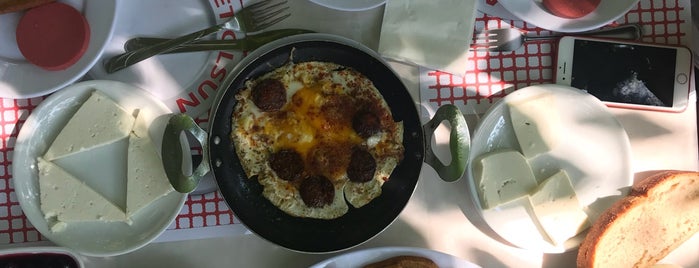 İnözü Vadisi Kelebek Tesisleri is one of Tempat yang Disukai 👫iki DeLi👫.