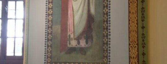 Taksiyarhis (Aya Nikola) Kilisesi is one of Lieux qui ont plu à Elif.