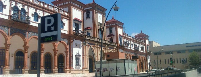 Estación FF.CC. Jerez de la Frontera is one of Estaciones de Tren.