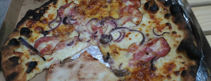 Cartel Pizza is one of Žrádlo.