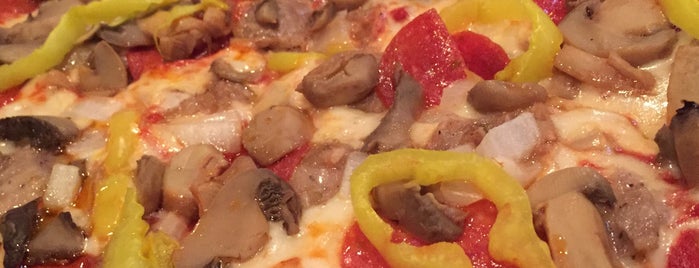 Papa Gio's Pizzeria Ristorante is one of Posti che sono piaciuti a Kyra.