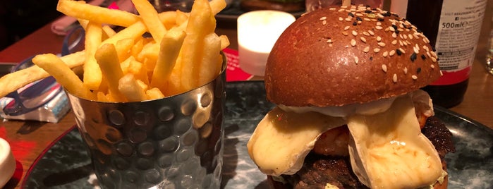 Burger & Lobster is one of Canary Wharf, London.