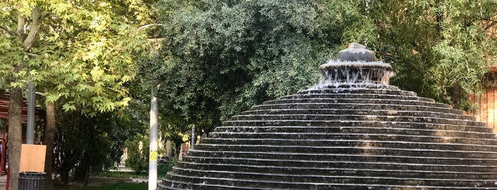 Honarmandan Park | پارک هنرمندان is one of Tempat yang Disukai Hamilton.