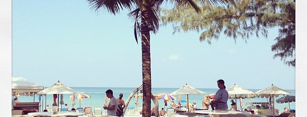 Bliss Beach Club is one of Phuket.