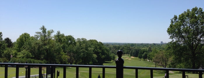 Evansville Country Club is one of Places I miss in Evansville.