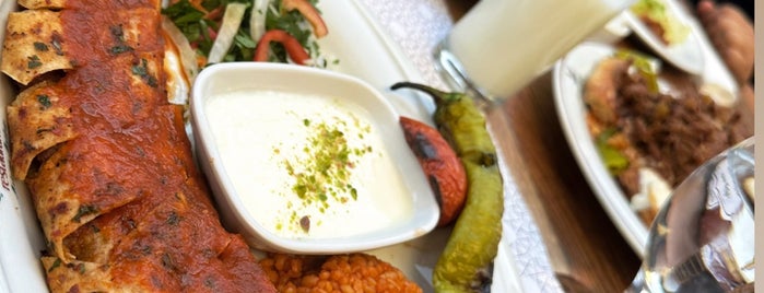 Çamlıca Restaurant Malatya Mutfağı is one of Tempat yang Disukai Carl.