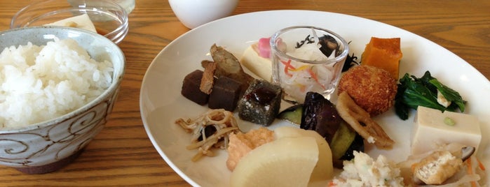 MOMI CAFE is one of カフェ・喫茶店/洛西（京都） - Cafe in Western Kyoto.