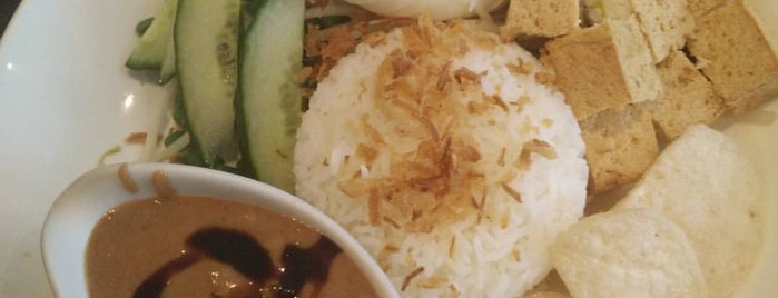 Warung Spang Makandra is one of AMS: Eat.