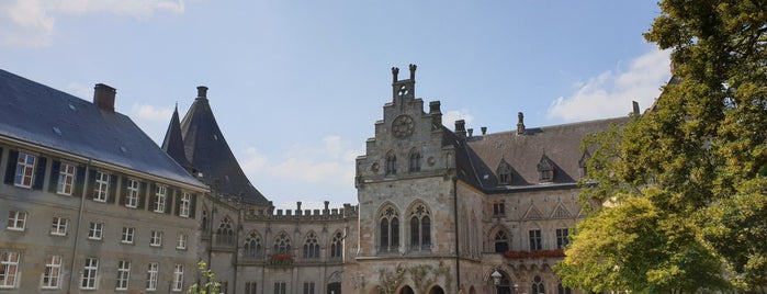 Café-Restaurant Im Schloss (Burg Bentheim) is one of Mariannaさんのお気に入りスポット.