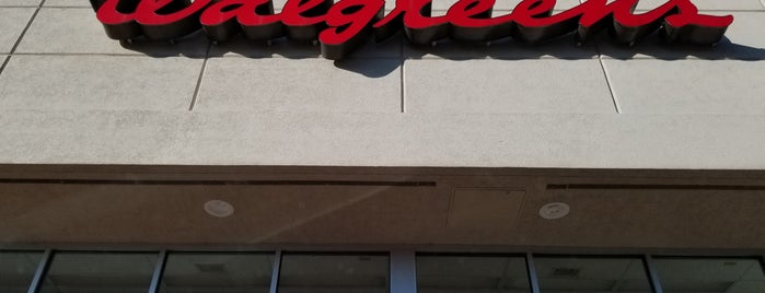 Walgreens is one of Pradeep : понравившиеся места.