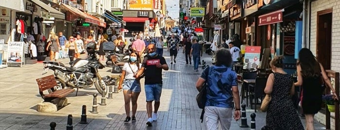 Serasker Caddesi is one of Orte, die Gül gefallen.