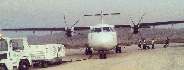 Gafsa–Ksar International Airport (GAF) is one of triangolo.