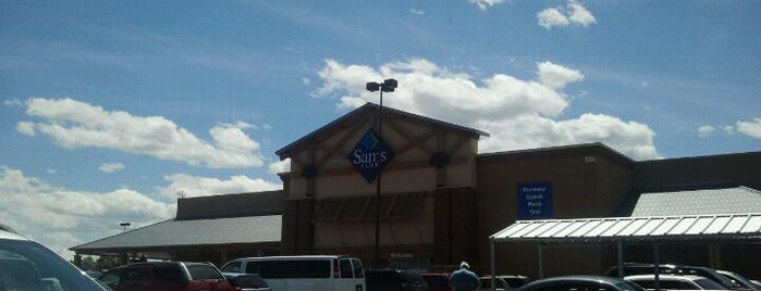 Sam's Club is one of Bradさんのお気に入りスポット.