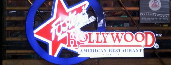 Foster's Hollywood is one of Lieux qui ont plu à Diego.