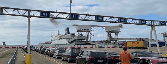 DFDS Seaways is one of สถานที่ที่ Ayça ถูกใจ.