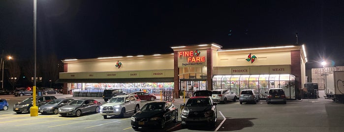 Fine Fare is one of My Nieghborhood Places.