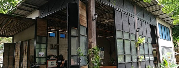 Somkiat Style Cafe is one of Tempat yang Disimpan Raphael.