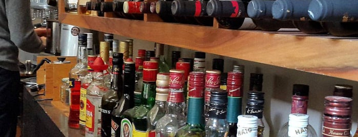 Μαρκίζα Espresso Music Bar is one of Best places to eat and drink in Kavala.