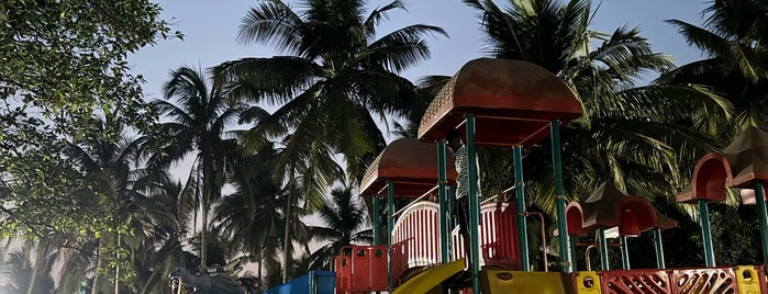 Priyadarshini Park is one of Bombay's romantic hang outs.