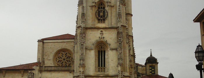 Plaza de la Catedral is one of He estado.