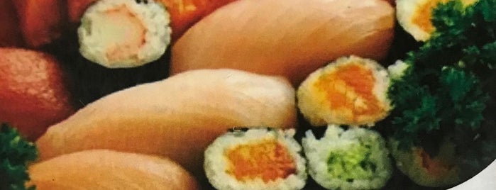 Takami Sushi is one of Laura : понравившиеся места.