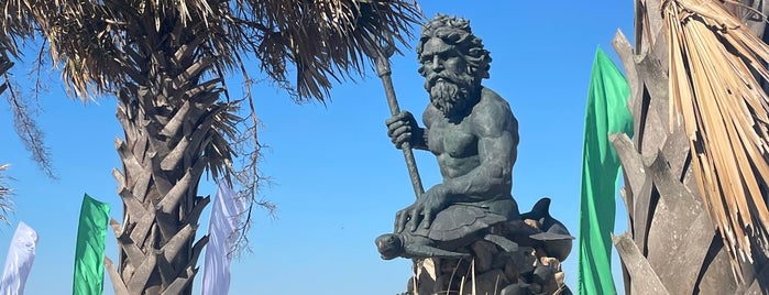 The King Neptune Statue is one of Angelo's Saved Places.