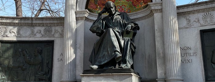 Samuel Hahnemann Memorial is one of Lugares favoritos de Danyel.
