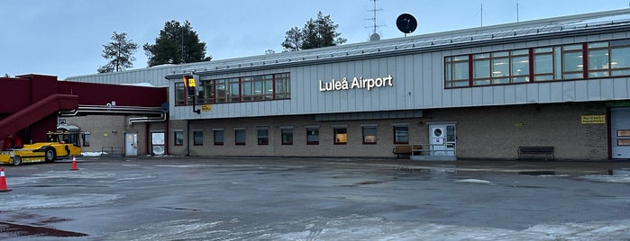 Luleå Airport (LLA) is one of Airports Worldwide #3.