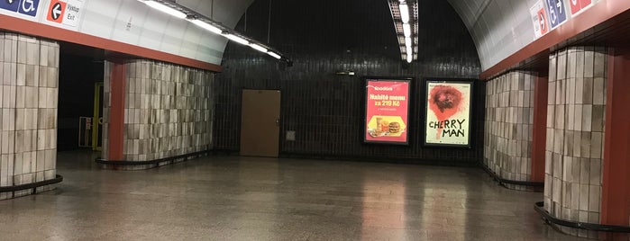 U-Bahn =B= =C= Florenc is one of Orte, die SmS gefallen.