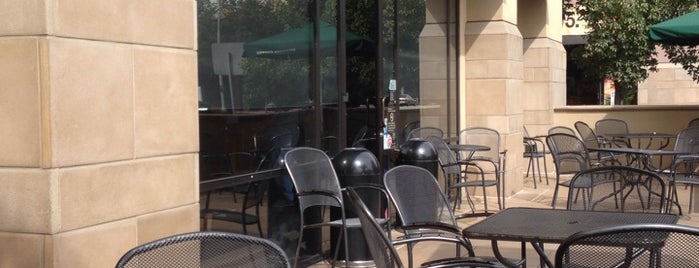 Starbucks is one of สถานที่ที่ McCanne ถูกใจ.