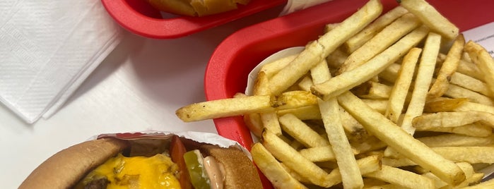 In-N-Out Burger is one of Favorite affordable date spots.