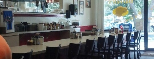 Darrell's Dog Gone Good Diner is one of Ocala and Gainsville.